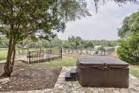 Whitetail Oaks - Rustic Charm Meets Fun! Private Pool & Pickleball on 34 Acres - 4-Star