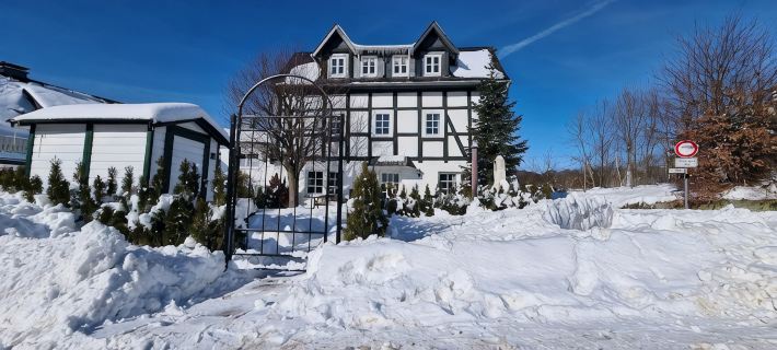 Half-timbered house Korntenne, max 8 people, or 2 apartments separately Hotels in Willingen