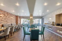 Azaria Hotel - Wifi