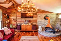 New Converted 3BR, 2BA barn, in wild, wonderful West Virginia with AC, WiFi