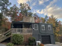 Cabin with a view! Walk to Appalachian Trail - Chalets