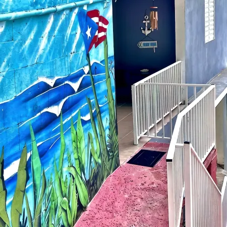 Beautiful, spacious house 9 minute drive to beach with electric generator Hotels in Aguada