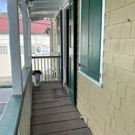 Close to Everything in the heart of Christiansted!!