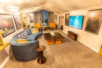 Beautiful Oasis Home - 5 min to Strip & Airport! - Bungalows