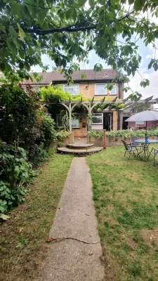 offering cheerfull and spacious rooms through this 3 bedroom semi detached house