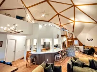 Hikari Haven Dome - Hot Tub, BBQ, Planetarium, Loft, Yosemite!