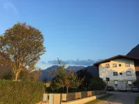 Haus Tauern am See Hotel a 
