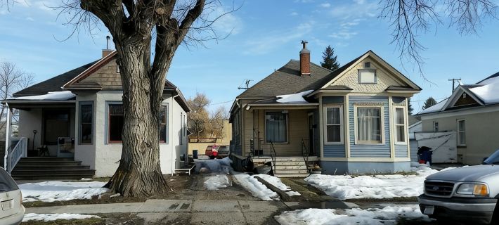 Your Private Suite right Downtown.  Walk to Everything, EV Charger. Hotels in Bozeman