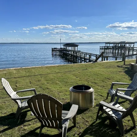 Life is better at the Lake Lakefront home that sleeps 13!