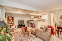 Spacious Fully Furnished Apartment on 4th Fairway   30 Day Min Stay after 1/1/26 - 조식 운영