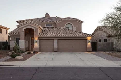 Modern Luxury! Only 10 min. to AZ Athletic Grounds & A+ Dining/Shopping!