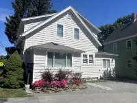 The Reminisce! 5/3, Downtown, Hot Tub, Fenced Yard, Fire Table, Free Parking,Lux