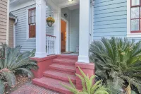 Cozy & Clean, Pet Friendly Belvedere Cottage, 2 blocks to Forsyth Park. - Country Houses