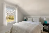 Charming 3-bedroom cottage in fabulous Greenport - Country Houses