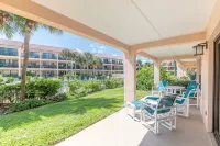 NEW LISTING!Stunning Sea Place Renovated -Oceanview 1st floor 2bd/bath - 3 stjerner