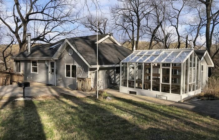 Cozy cottage retreat that’s perfect for recharging.