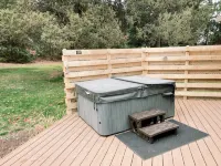 Cozy Canterbury | Dog-friendly oasis in Bend - อ่างจากุชชี่