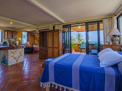 Hotel Casamar Suites