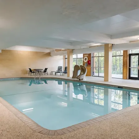 Lutsen Ski-In/Ski-Out Townhome w/Pool and Hot Tub Access!