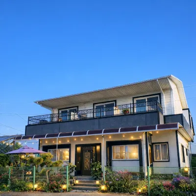 White House Pension on Nonsan Hill - 2 stjerner
