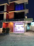 8 ZHENSEN INN