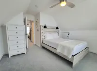 克林頓 @ 皇家海景城堡: 私人海灘 W/ 4張大床 2張雙人床 度假屋