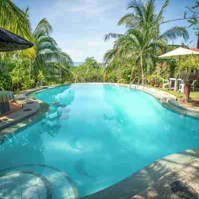 Spacious 5-bedroom Panglao Home with FREE transfers, Infinity Pool, WiFi, & A/C Fitness & Recreational Facilities