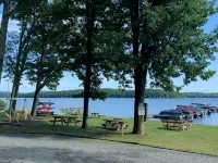 Spinnler Point Lake House Short Walk to Lake Wallenpaupack with Boat Slip - Wifi