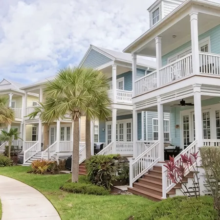 Beautiful Waterfront Villa 133 Anglers Reef with On-Site Boat Slip