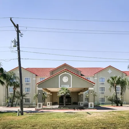 Quality Inn Kingsville Hwy 77