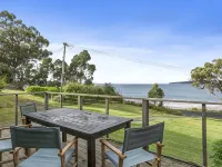Summertime Cottage Hotels in Geeveston