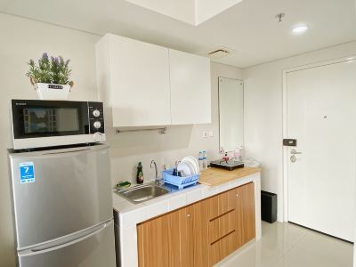 Altiz Apartments at Bintaro by OkeStay