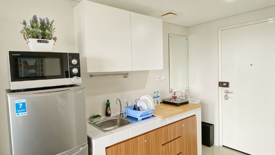Altiz Apartments at Bintaro by OkeStay