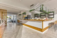 Sirocco Hotel - parking