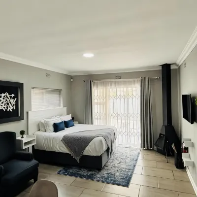 Rolem Guest House Hotels near Olivedale Corner