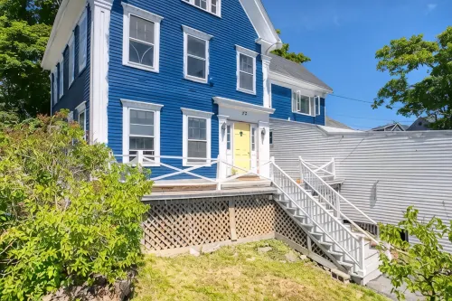 Coastal downtown 1 Bed, 1 Bath, full kitchen w/ harbor view - 4-Star