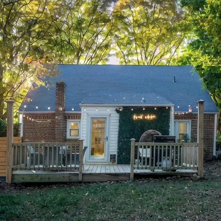 Ideal Ardmore Location;Game Room;Hot Tub;BoHo Chic