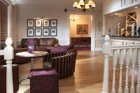 The Chequers Hotel - bar