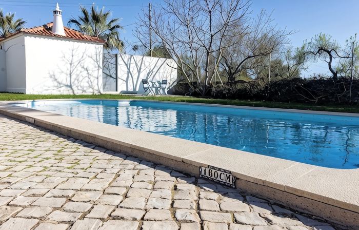 Holiday villa in a quiet location with all comfort for 6 people
