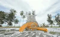 Roxy Beach Resort