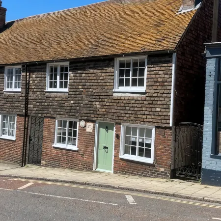 Landgate Cottage is opposite the 14th Century entrance to historic Rye town