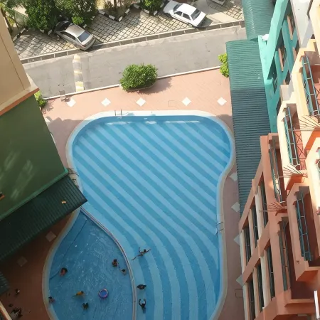 Marina Cove Resort