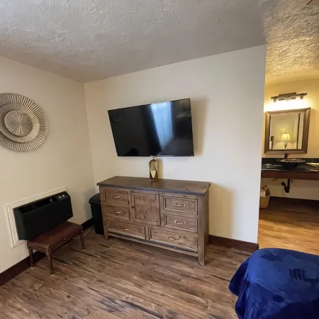 Welcome To The New Kanab Lodge Suite 21