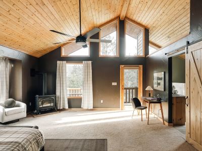 Bailey Escape - Hot Tub Game Room 4 Bed, 4 bath on 2.65 acres
