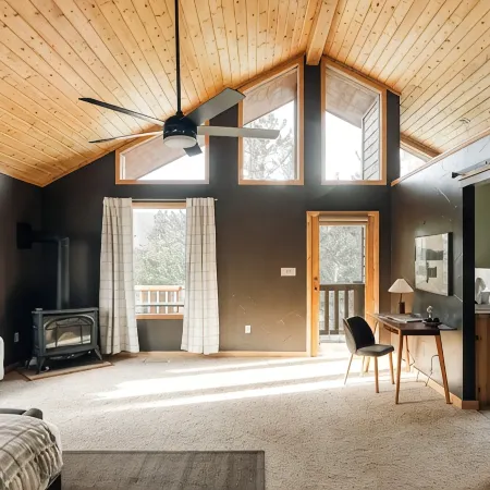 Bailey Escape - Hot Tub Game Room  4 Bed, 4 bath on 2.65 acres