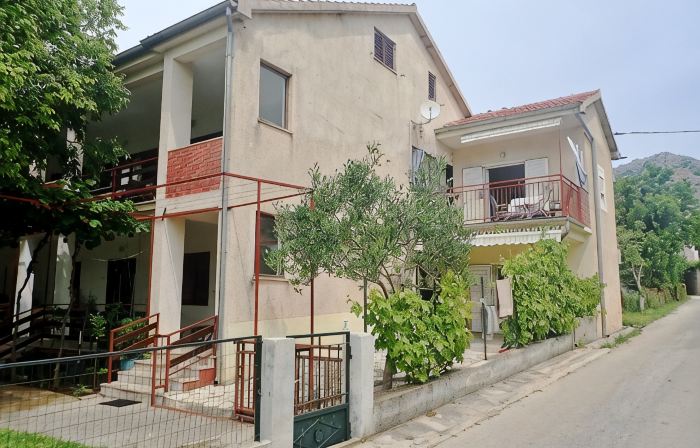 Charming studio for 2 people in a quiet area