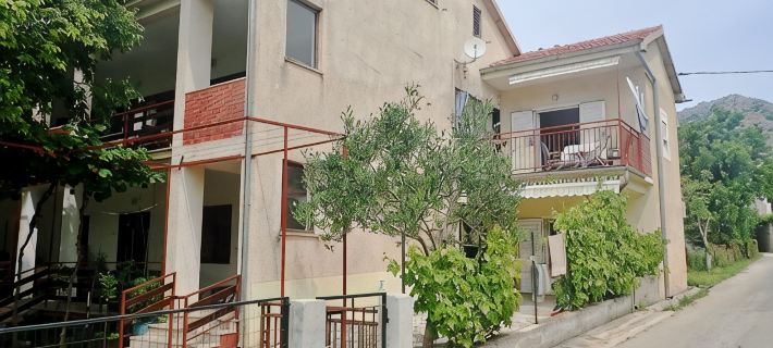 Charming studio for 2 people in a quiet area Hotels in Starigrad