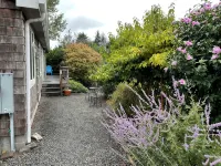 3BD/2BA, Walkable, Family/Dog Friendly, Deck, BBQ, WIFI in Quaint Rockaway Beach - Beach