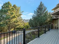 Charming 2-bedroom guest unit near AFA and fabulous Colorado Springs Hotels in Gleneagle