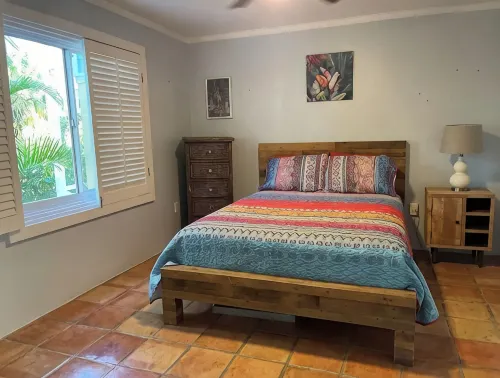 Southgate courtyard<br>Unit 20 - 2-Star